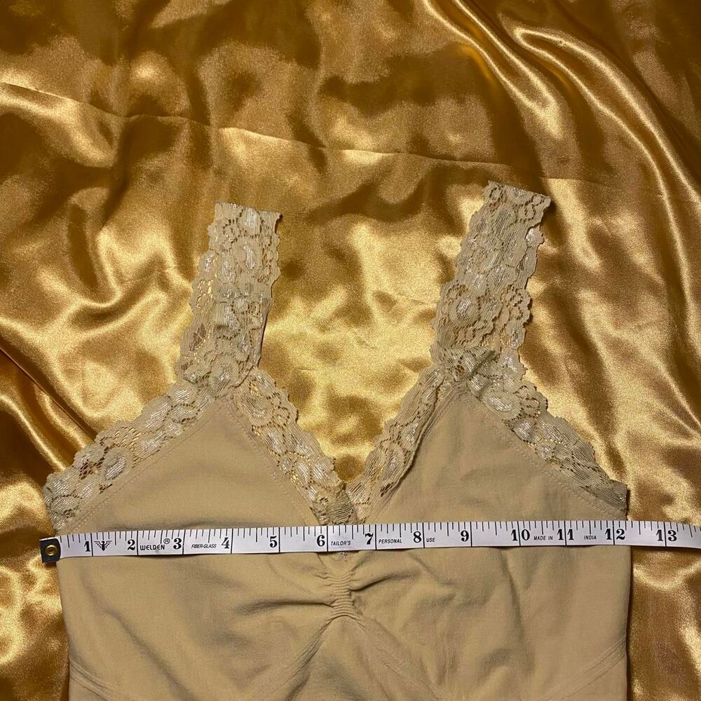 Y2K Cream Lace Trim Ruched Cami Top - Picture 4 of 4